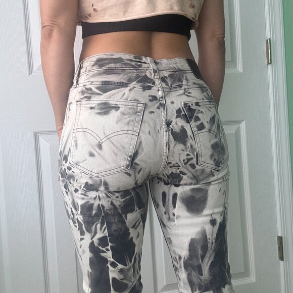 Levi Jeans 721 Womens 28 Black Bleached High Rise Acid Wash Punk Grunge - Picture 3 of 11